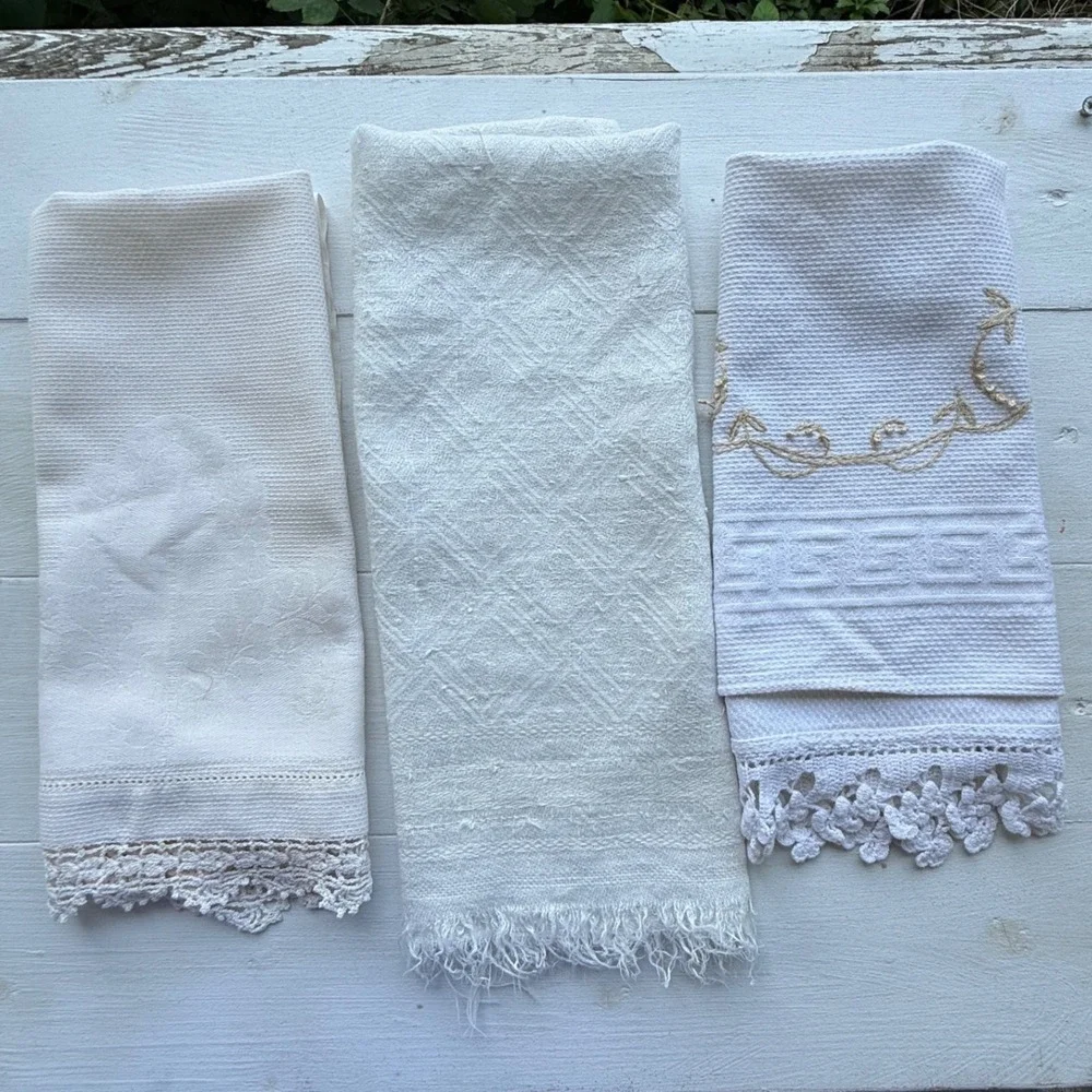 Vintage White Linen Hand Towels Set of 3 Embroidered Lace Fringe Cotton Damask